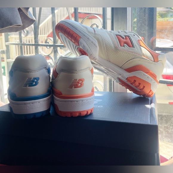 New balance 💞550 (2) pairs - Picture 5 of 16